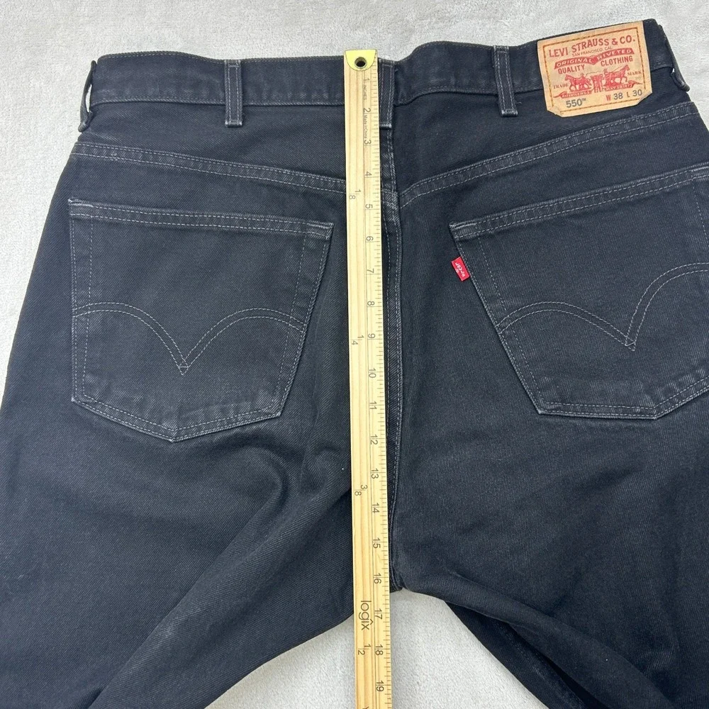 Vintage Levi's 550 Relaxed Fit Jeans Men 38x30 Black Denim Tapered Loose Y2K